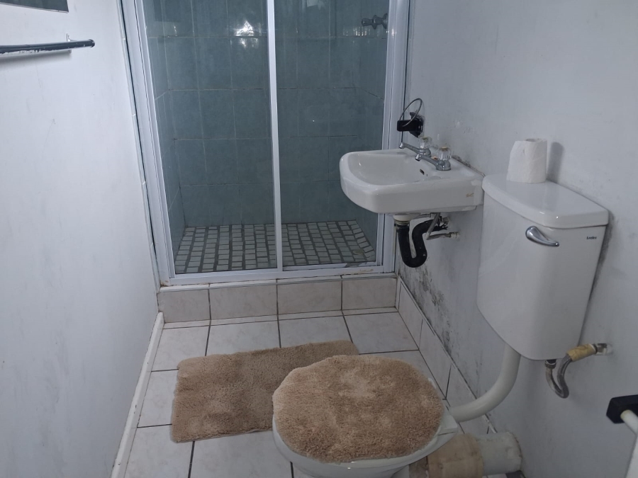 To Let 1 Bedroom Property for Rent in Gonubie North Eastern Cape